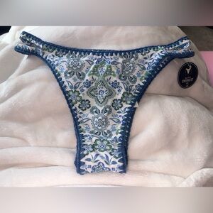 NWT Hollister Cheekiest Bikini Bottoms size S